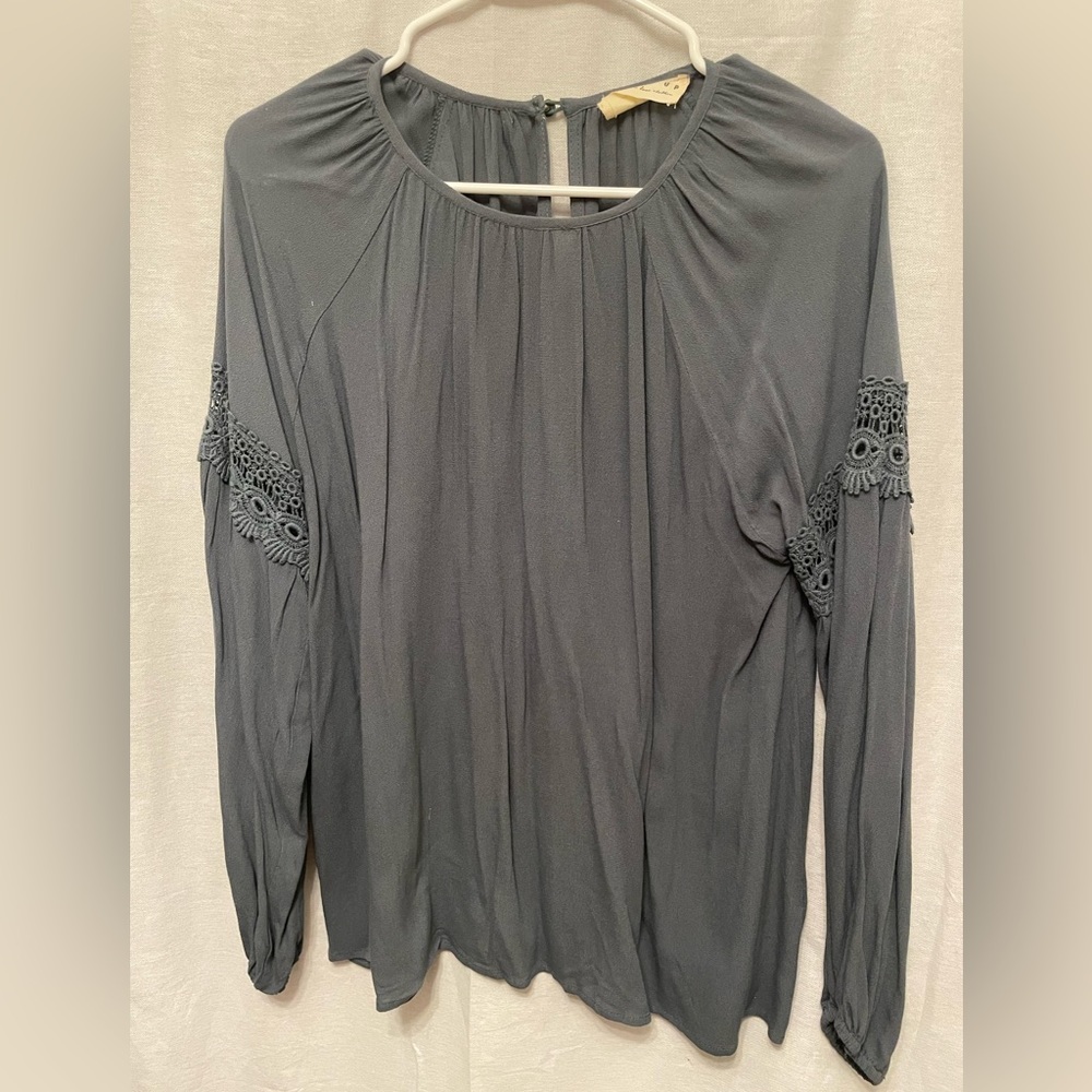 Cute women’s top